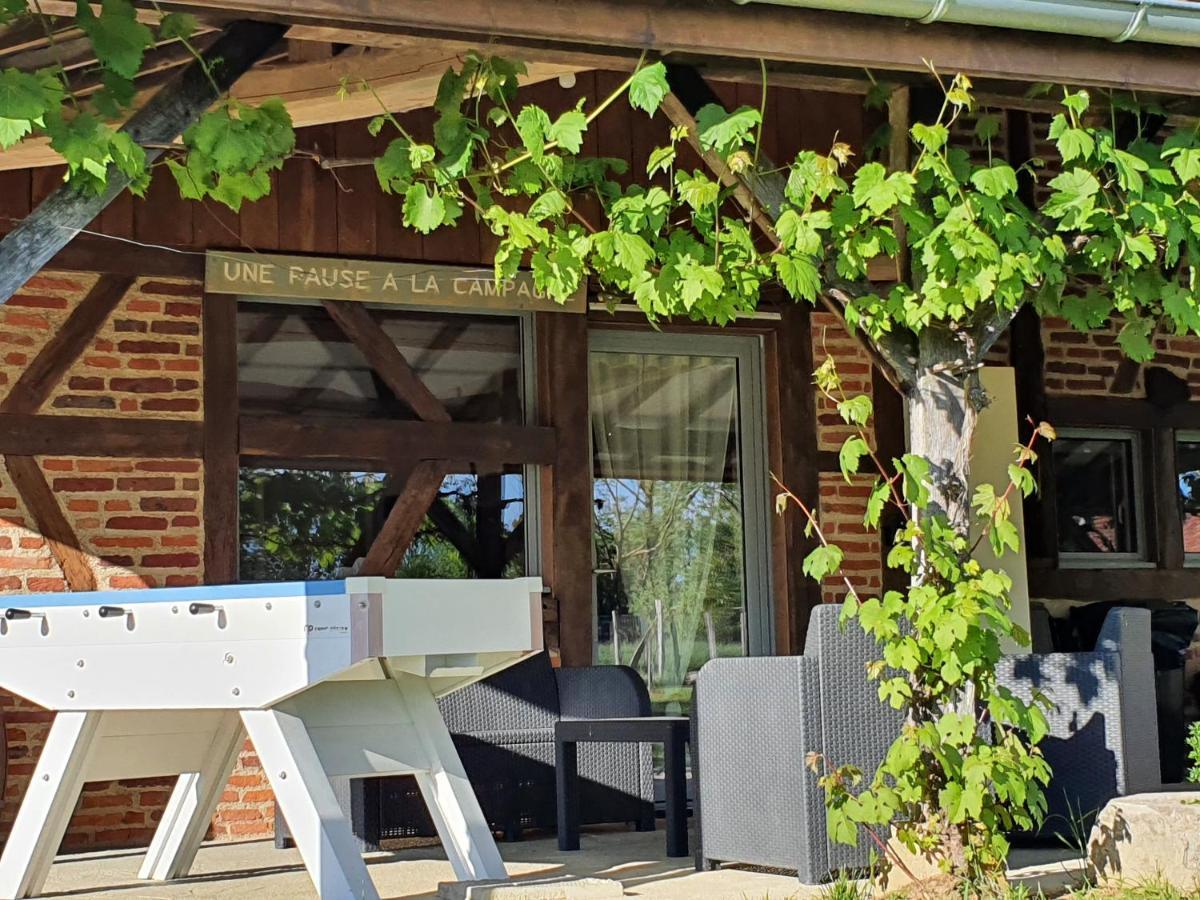 Une Pause A La Campagne Mervans Exteriör bild